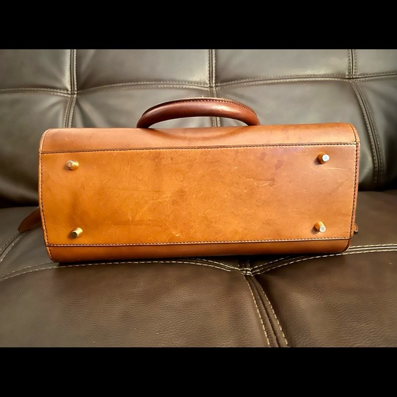 "Burberry Leather Dinton Satchel Handbag with House Check, RARE FIND!!!Crossbody - Picture 9 of 10